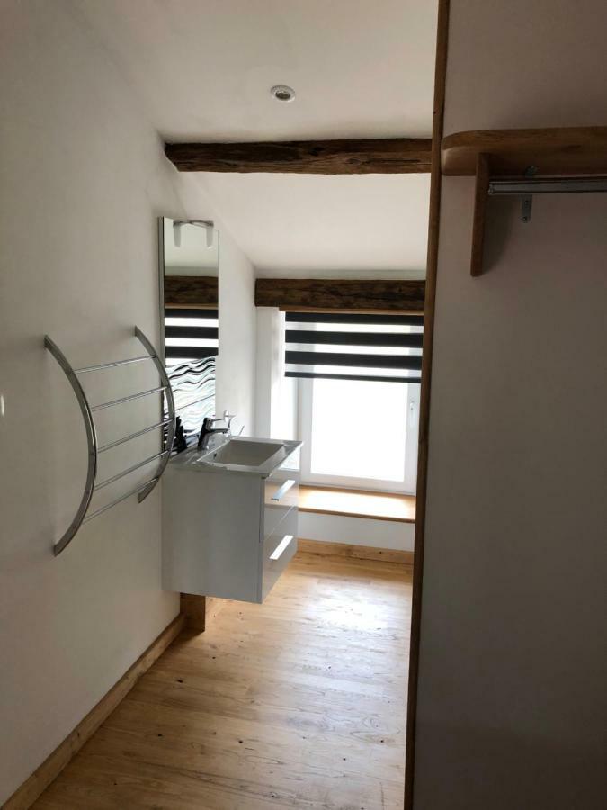 The Walnut Tree Gite Le Dorat Екстер'єр фото
